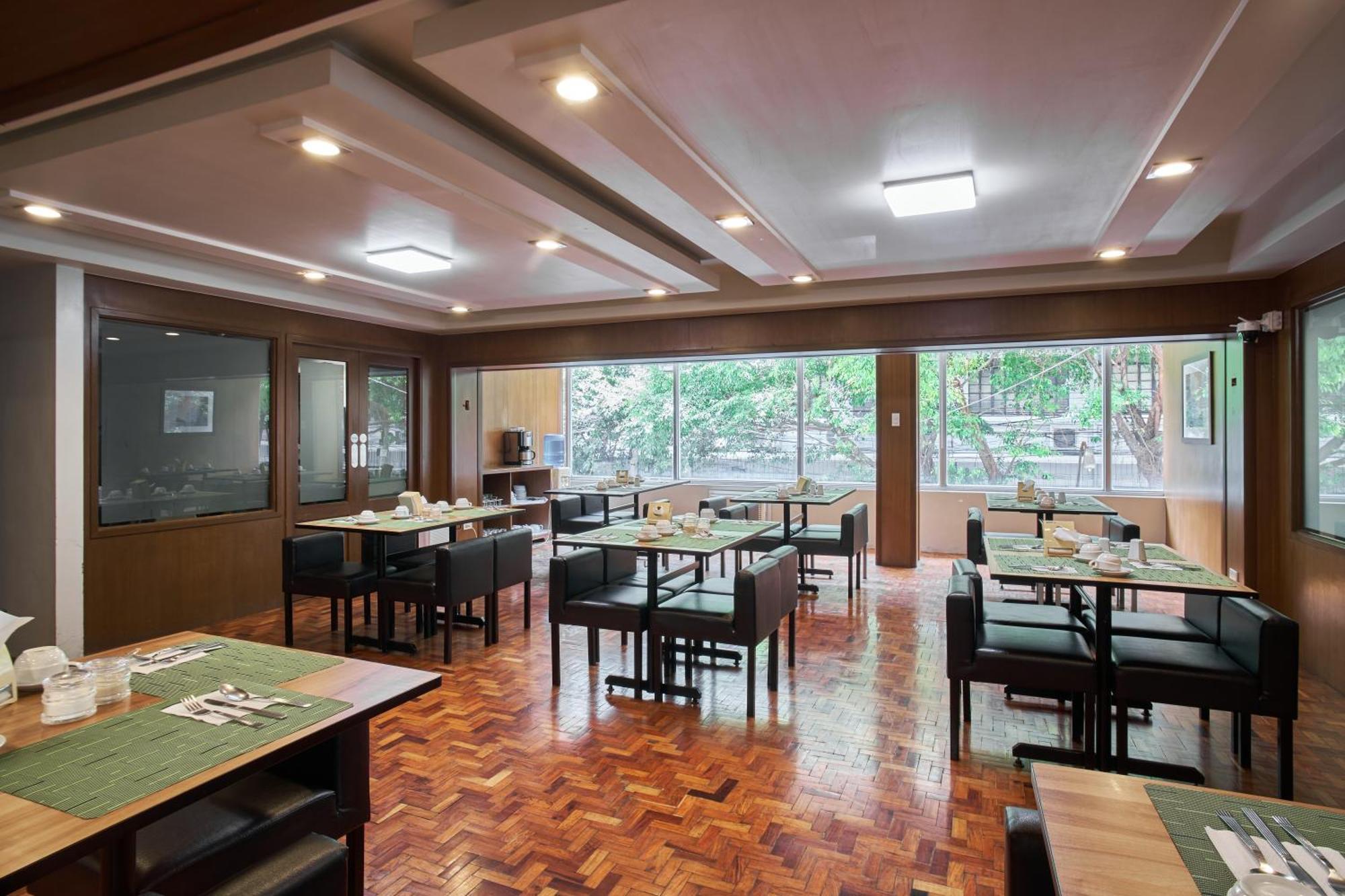 Tropicana Suites Manila Zewnętrze zdjęcie