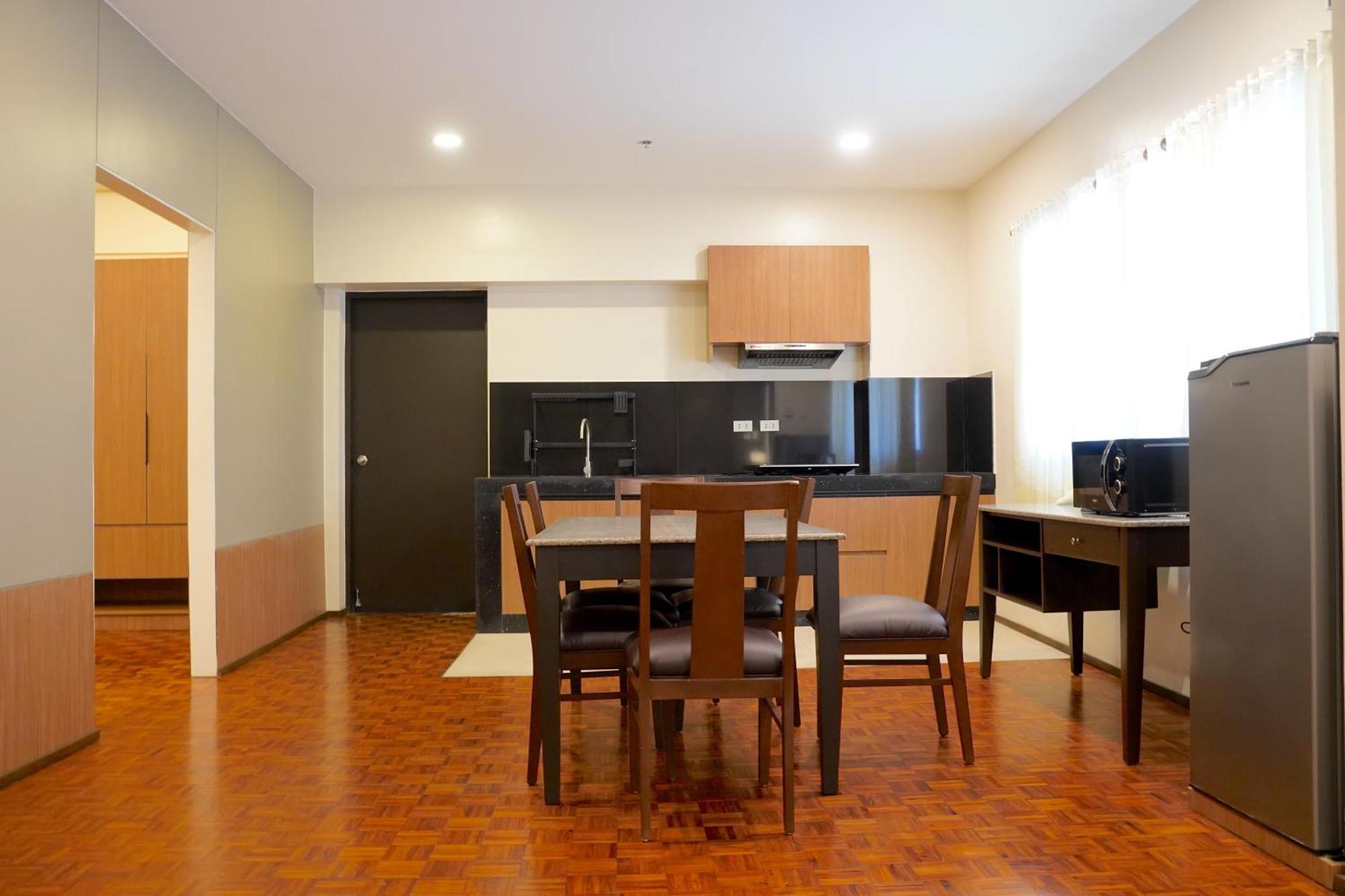 Tropicana Suites Manila Zewnętrze zdjęcie